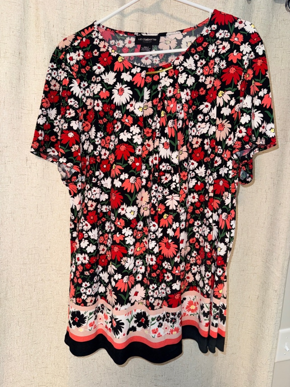 Liz Claiborne Black Short Sleeve Floral Top with Red & White Blooms